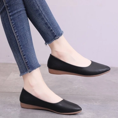 Giày Búp Bê Đế Mềm Thoải Mái Da Đen Nữ Công Sở Thời Trang Chuyên Nghiệp 235.959₫ 4