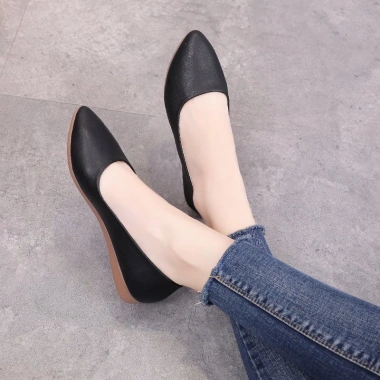 Giày Búp Bê Đế Mềm Thoải Mái Da Đen Nữ Công Sở Thời Trang Chuyên Nghiệp 235.959₫ 5