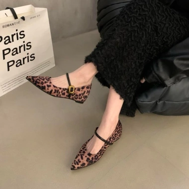 Giày búp bê Mary Jane mũi nhọn, đế trong 4cm, khóa đón, size 35‑39, 199.999₫ 3