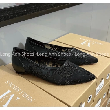 Giày búp bê mũi nhọn vải lưới thêu hoa đế đỏ cao cấp - Full box 410k