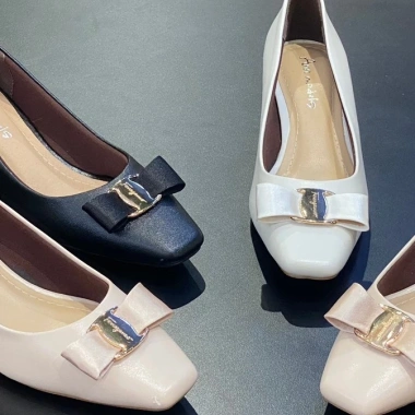 Giày búp bê nữ mũi vuông 3 phân gót vuông xi mờ nơ thời trang - chỉ 305.000₫ 4 Giày búp bê nữ mũi vuông 3 phân gót vuông xi mờ nơ thời trang - chỉ 305.000₫ 4