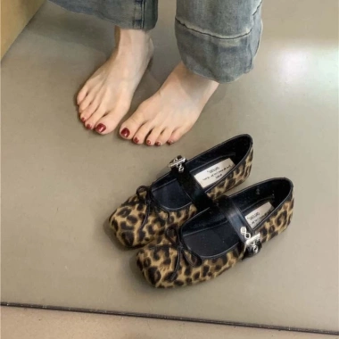 Giày búp bê nữ mũi vuông kiểu Mary Jane nơ xinh, đế bằng - Giá chỉ 139.000 VND 3