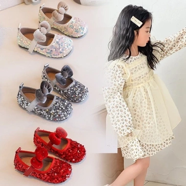 Giày cao cấp Hàn Quốc cho bé gái - Đầm tiệc công chúa sang trọng, giảm 20% Giày cao cấp Hàn Quốc cho bé gái - Đầm tiệc công chúa sang trọng, giảm 20%