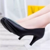 Giày cao gót 3 phân nữ màu trắng da công sở, miệng nông, gót nhọn 5‑7cm, cỡ lớn - Giá ưu đãi 424.440₫ 6