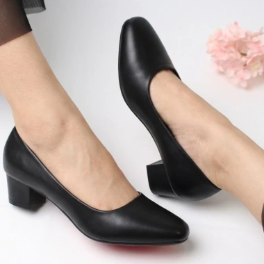 Giày cao gót công sở mũi vuông đen 3cm Đế vuông gót trơn giảm giá 20%