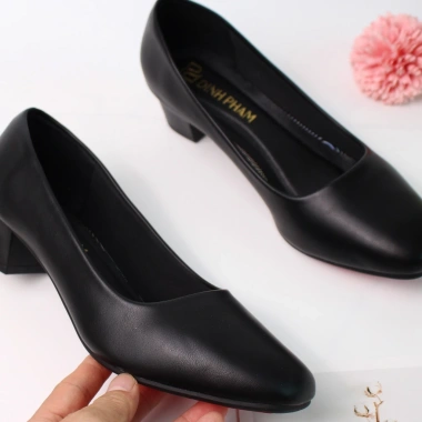 Giày cao gót công sở mũi vuông đen 3cm Đế vuông gót trơn giảm giá 20%