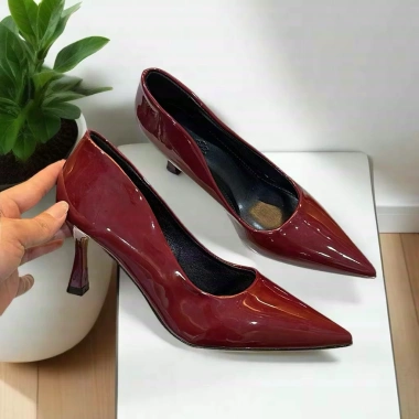 Giày cao gót da bóng lót đế đỏ 6p - Công sở mũi nhọn phom trơn basic da mềm phom 1.5 giá ưu đãi 199k