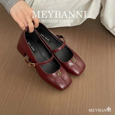 Giày Cao Gót MEYBANNI D573 Mũi Vuông Quai Ngang Đính Khuy Hoa Hồng Vàng Đế Cao 4P - Giá chỉ 259k 3 Giày Cao Gót MEYBANNI D573 Mũi Vuông Quai Ngang Đính Khuy Hoa Hồng Vàng Đế Cao 4P - Giá chỉ 259k 3