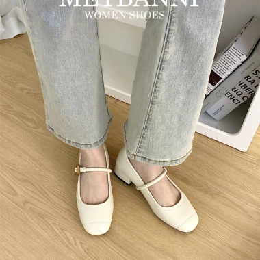 Giày Cao Gót MEYBANNI Mũi Vuông Quai Ngang Khoá Béo Đế 4cm Giá 229k Giảm 22%