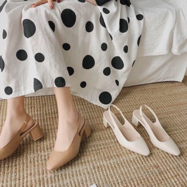 Giày cao gót mũi nhọn 5p Quai Chun C8 - Giá chỉ 109.000 VNĐ, giảm mạnh