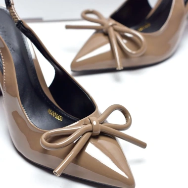 Giày Cao Gót Mũi Nhọn Nơ Merly 1.634 Size 35‑43 Da Bóng Sang Chảnh Slingback 9cm Giá 375k 5 Giày Cao Gót Mũi Nhọn Nơ Merly 1.634 Size 35‑43 Da Bóng Sang Chảnh Slingback 9cm Giá 375k 5