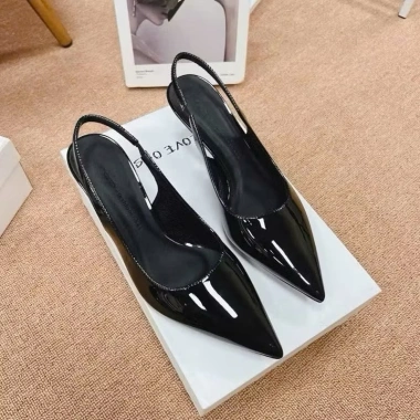 Giày Cao Gót Nữ 7 Phân Da Mềm, Phom Chân Gầy Mỏng Lùi, Size Đa Dạng - Giá 165k