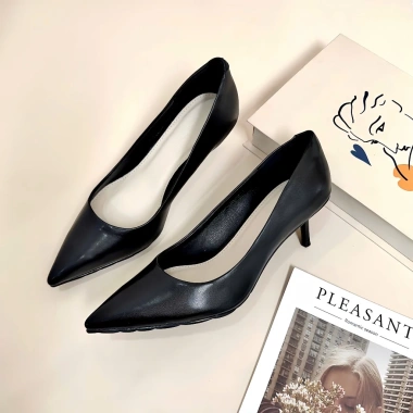 Giày Cao Gót Nữ Bít Mũi 5cm Đế Nhọn Dáng Công Sở DAZZLING SHOES GI63 3 Giày Cao Gót Nữ Bít Mũi 5cm Đế Nhọn Dáng Công Sở DAZZLING SHOES GI63 3