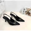 Giày cao gót nữ bít mũi 7cm guốc mũi nhọn phối khóa dáng công sở DAZZLING SHOES SLB123 319k 3