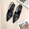 Giày cao gót nữ bít mũi 7cm guốc mũi nhọn phối khóa dáng công sở DAZZLING SHOES SLB123 319k 4