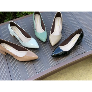 Giày cao gót nữ công sở Annmodels A034XB da bóng, 3 phân mũi nhọn, đế vuông 3cm - 310k
