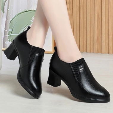 Giày cao gót nữ da mềm LMT024 - Gót 5cm, phong cách công sở, giá 285k