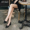 Giày Cao Gót Nữ HT.NeO Da Thật Mũi Vuông Gót 6,5cm - Sang Trọng, Giá 520k 5