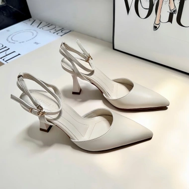Giày cao gót nữ mũi nhọn 7cm slingback guốc quai cổ chân SLB72 - 359.000đ