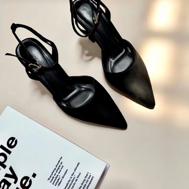Giày cao gót nữ mũi nhọn 7cm slingback guốc quai cổ chân SLB72 - 359.000đ 7 Giày cao gót nữ mũi nhọn 7cm slingback guốc quai cổ chân SLB72 - 359.000đ 7