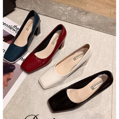 Giày cao gót nữ WOMENSTORY guốc mũi vuông đế 7cm da PU bóng công sở, 4 màu - 247.749₫ 9 Giày cao gót nữ WOMENSTORY guốc mũi vuông đế 7cm da PU bóng công sở, 4 màu - 247.749₫ 9