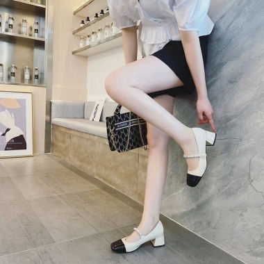 Giày cao gót Quai Ngang Đính Ngọc Đế Vuông 7cm D19 - Giá rẻ 179.280đ