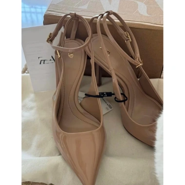 Giày cao gót Z nữ mũi nhọn da bóng, quai chéo thanh mảnh, 9cm, giá 309.000