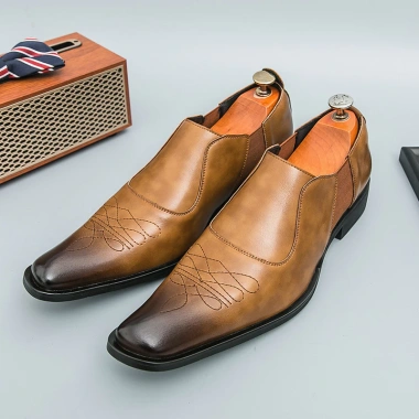 Giày công sở brogue da đen mũi nhọn, trang trọng cổ điển, giảm giá 523.165 VND
