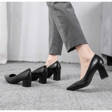 Giày công sở nữ gót vuông da thật màu đen, size 34-40, êm mềm - Giá 450.000đ