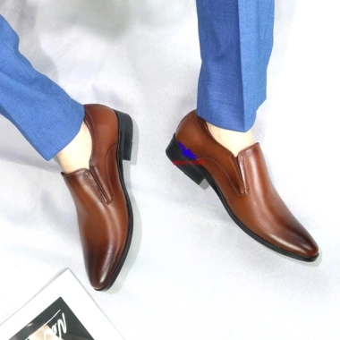 Giày da bò tây nam L-2 không dây, lười công sở, màu nâu, da nguyên tấm 3