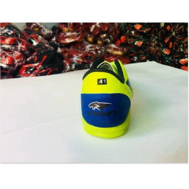 Giày Đá Bóng Futsal Pan Siêu Nhẹ Bám Dính, Giá Giảm 1,400,000 VND, Chất Lượng Cao, Thoáng Khí, Độ Bền Vượt Trội