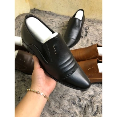 Giày da nam cao cấp mềm mại, giày tây công sở đế khâu chắc - Giá 135.000₫
