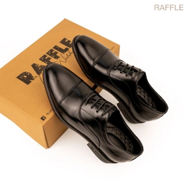 Giày Da Nam Raffini Lyon Loafer Đen Thủ Công Sang Trọng Công Sở Đế Cao 5cm - 685.000₫ 10 Giày Da Nam Raffini Lyon Loafer Đen Thủ Công Sang Trọng Công Sở Đế Cao 5cm - 685.000₫ 10