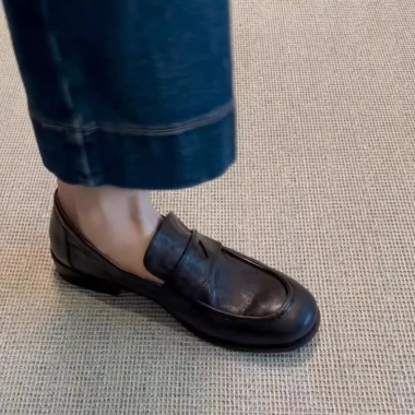 Giày Da Thật Chính Hãng Retro Slip-On Nữ Gót Dày Đế Bằng Phong Anh, Giá 124k