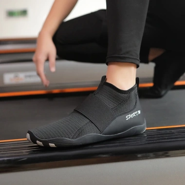 Giày đi biển, bơi, yoga - Đế cao su thoát nước, chống trơn trượt, chỉ 356.400₫