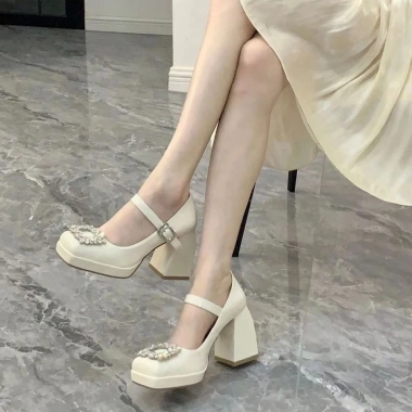 Giày GXC90 cao gót 6,10cm tươi sáng, tinh tế, thời trang nữ chỉ 155.000₫ 5 Giày GXC90 cao gót 6,10cm tươi sáng, tinh tế, thời trang nữ chỉ 155.000₫ 5