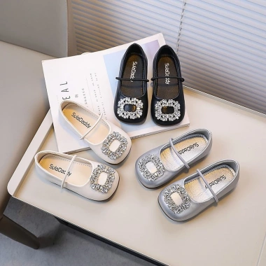 Giày loafer bé gái PU mềm mại, pha lê thời trang, đẹp ngọt ngào, giảm giá 22% 2 Giày loafer bé gái PU mềm mại, pha lê thời trang, đẹp ngọt ngào, giảm giá 22% 2