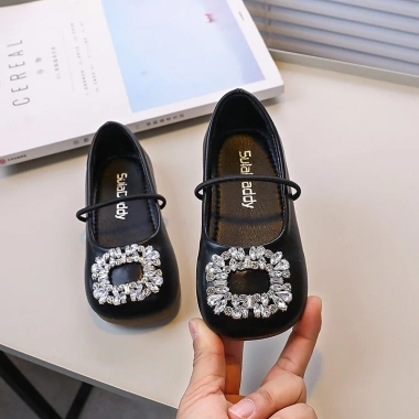 Giày loafer bé gái PU mềm mại, pha lê thời trang, đẹp ngọt ngào, giảm giá 22% 4 Giày loafer bé gái PU mềm mại, pha lê thời trang, đẹp ngọt ngào, giảm giá 22% 4