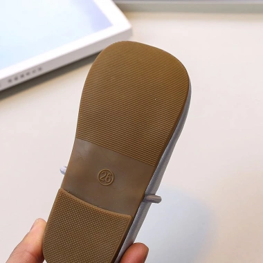 Giày loafer bé gái PU mềm mại, pha lê thời trang, đẹp ngọt ngào, giảm giá 22% 9 Giày loafer bé gái PU mềm mại, pha lê thời trang, đẹp ngọt ngào, giảm giá 22% 9