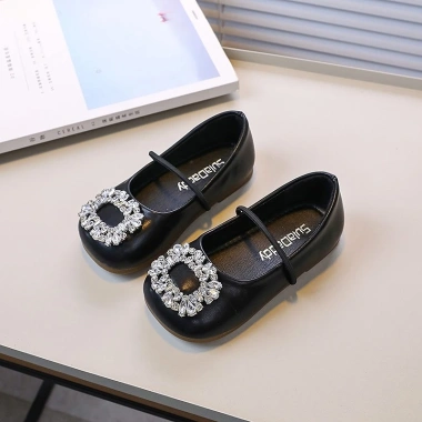 Giày loafer bé gái PU mềm mại, pha lê thời trang, đẹp ngọt ngào, giảm giá 22% 10 Giày loafer bé gái PU mềm mại, pha lê thời trang, đẹp ngọt ngào, giảm giá 22% 10