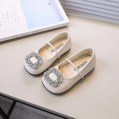 Giày loafer bé gái PU mềm mại, pha lê thời trang, đẹp ngọt ngào, giảm giá 22% 11 Giày loafer bé gái PU mềm mại, pha lê thời trang, đẹp ngọt ngào, giảm giá 22% 11