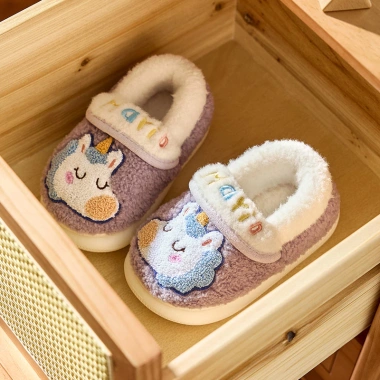 Giày lông cừu mùa đông Unicorn Mario cho bé gái 2-8 tuổi – Đế EVA siêu ấm, sang trọng 2 Giày lông cừu mùa đông Unicorn Mario cho bé gái 2-8 tuổi – Đế EVA siêu ấm, sang trọng 2
