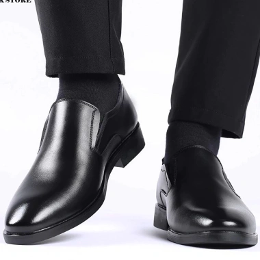 Giày Lười Nam Công Sở Đế Cao 4cm Bền Êm, Thiết Kế Chuẩn Form, Bảo Hành 12 Tháng - Giá Ưu Đãi 291.600 VND