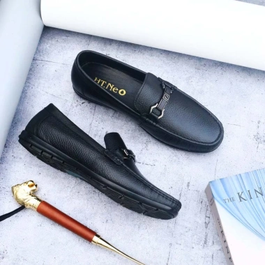 Giày lười nam da bò HT.NeO 338_F - Đế bệt da sần, hạt kim loại, trẻ trung, 520.000₫