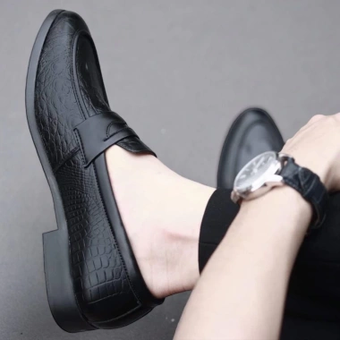 Giày lười nam da mềm RUNO G10 dập vân cá sấu, đế cao su chống trượt, chỉ 338k