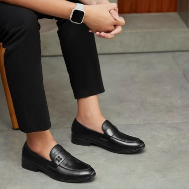 Giày lười nam Hiland da bò, đế chống trượt không dây, bảo hành 12 tháng – 750.000₫ 8 Giày lười nam Hiland da bò, đế chống trượt không dây, bảo hành 12 tháng – 750.000₫ 8