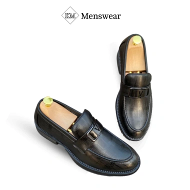 Giày Lười Nam Loafer Công Sở Da Bò Đen Đai V Đế Cao 5cm - Km Menswear Giá 580k 5