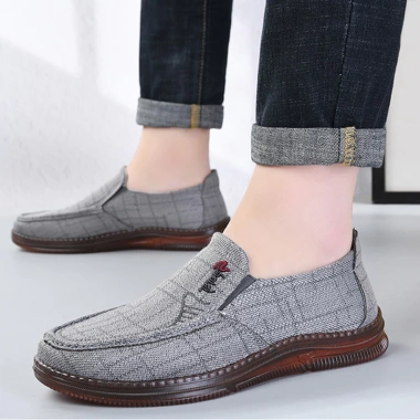 Giày lười vải nam AG280: thời trang trẻ trung, siêu nhẹ, thoáng khí, giá 296.010đ 4