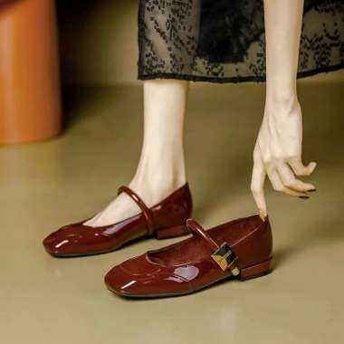 Giày Mary mũi vuông kiểu Pháp 3p cao cấp nữ khuy Miu MJ 24 Giá ưu đãi 210.000 VND 5 Giày Mary mũi vuông kiểu Pháp 3p cao cấp nữ khuy Miu MJ 24 Giá ưu đãi 210.000 VND 5