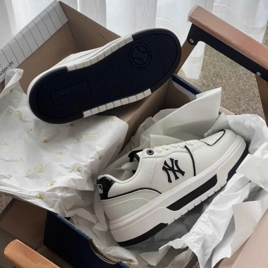 Giày MLB Korea Chunky Liner Basic SL New York Yankees White - Giá chỉ 1.650.000₫ 8